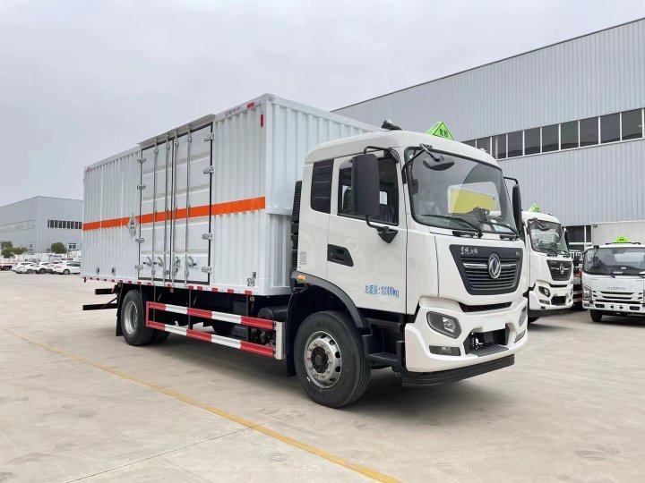 2類3項毒性氣體廂式車/2.3類危險品廂式運輸車