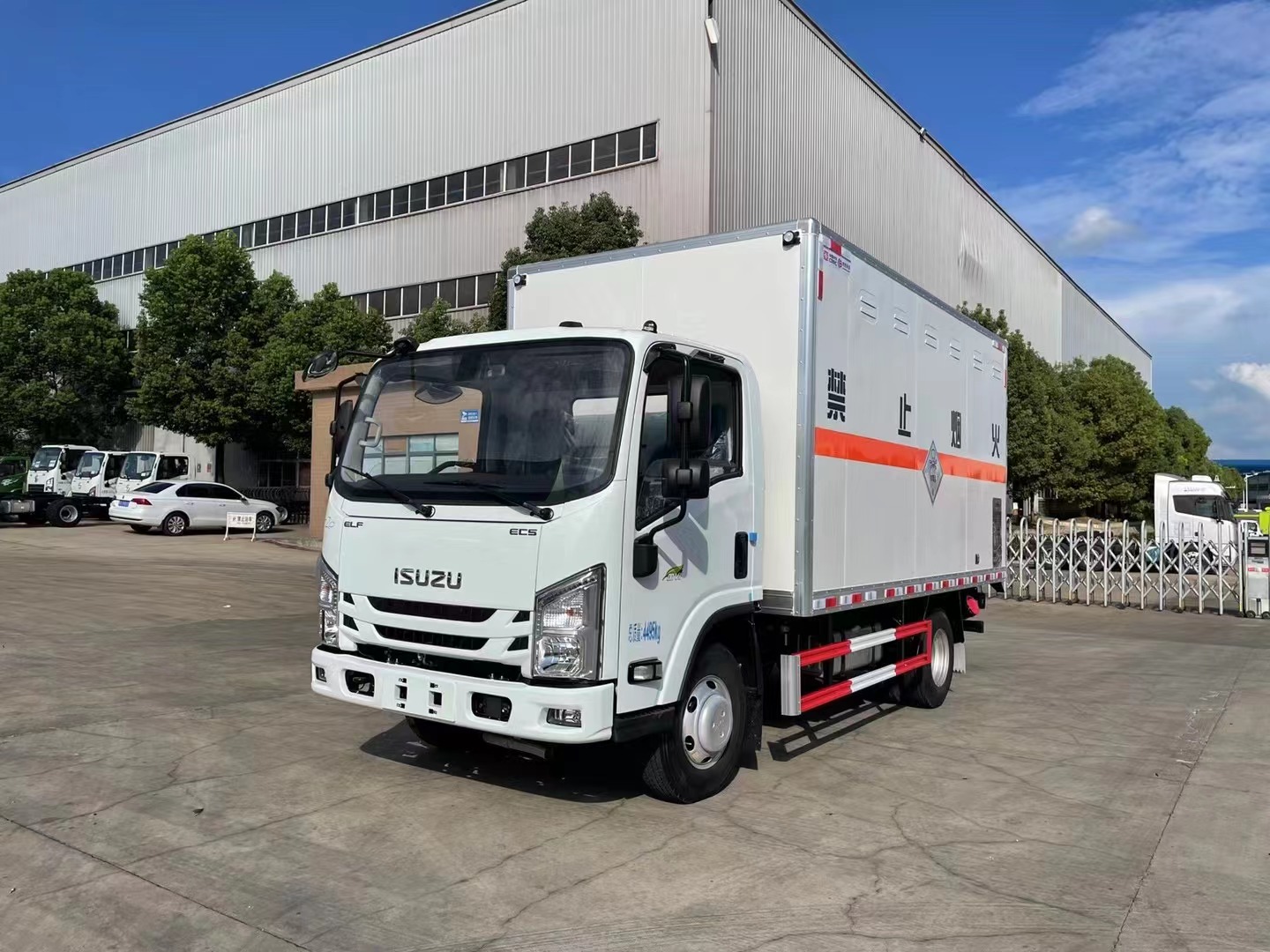 五十鈴藍(lán)牌毒感廂式車